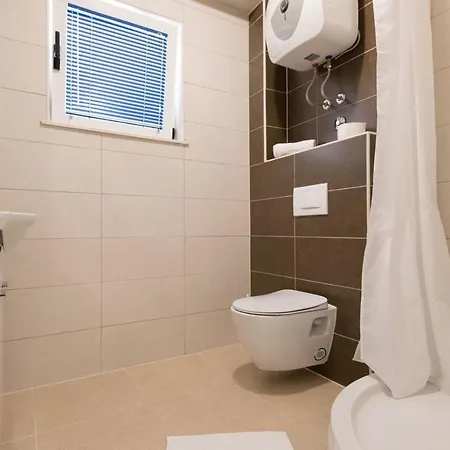 Doris Apartment *