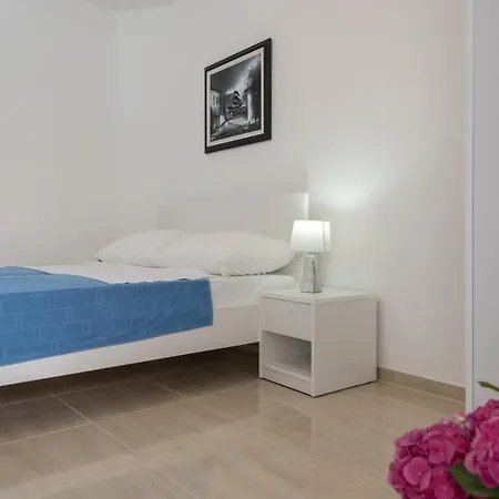Apartment Doris