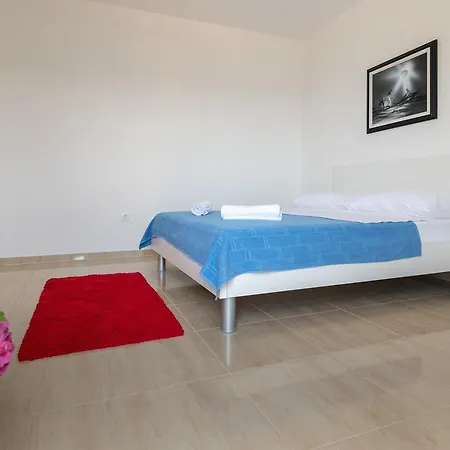 Apartment Doris Neum