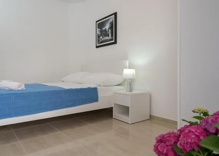 Апартаменты Doris